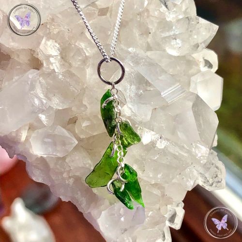 Diopside Chip Pendant Necklace